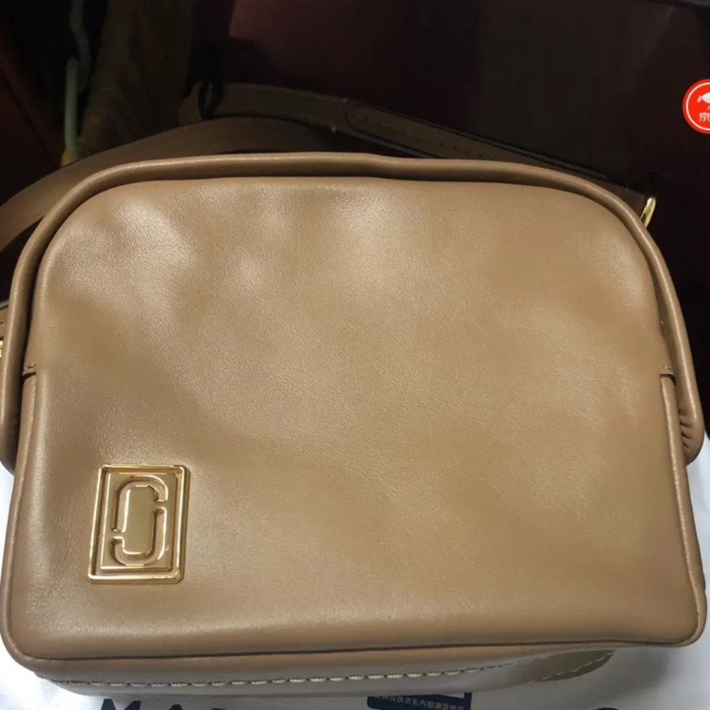 Authentic Mark Jacob Camera Bag - image 4